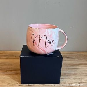 Ceramic Pink Gold Trim Marble Design “Mrs. Bridal” Coffee Mug